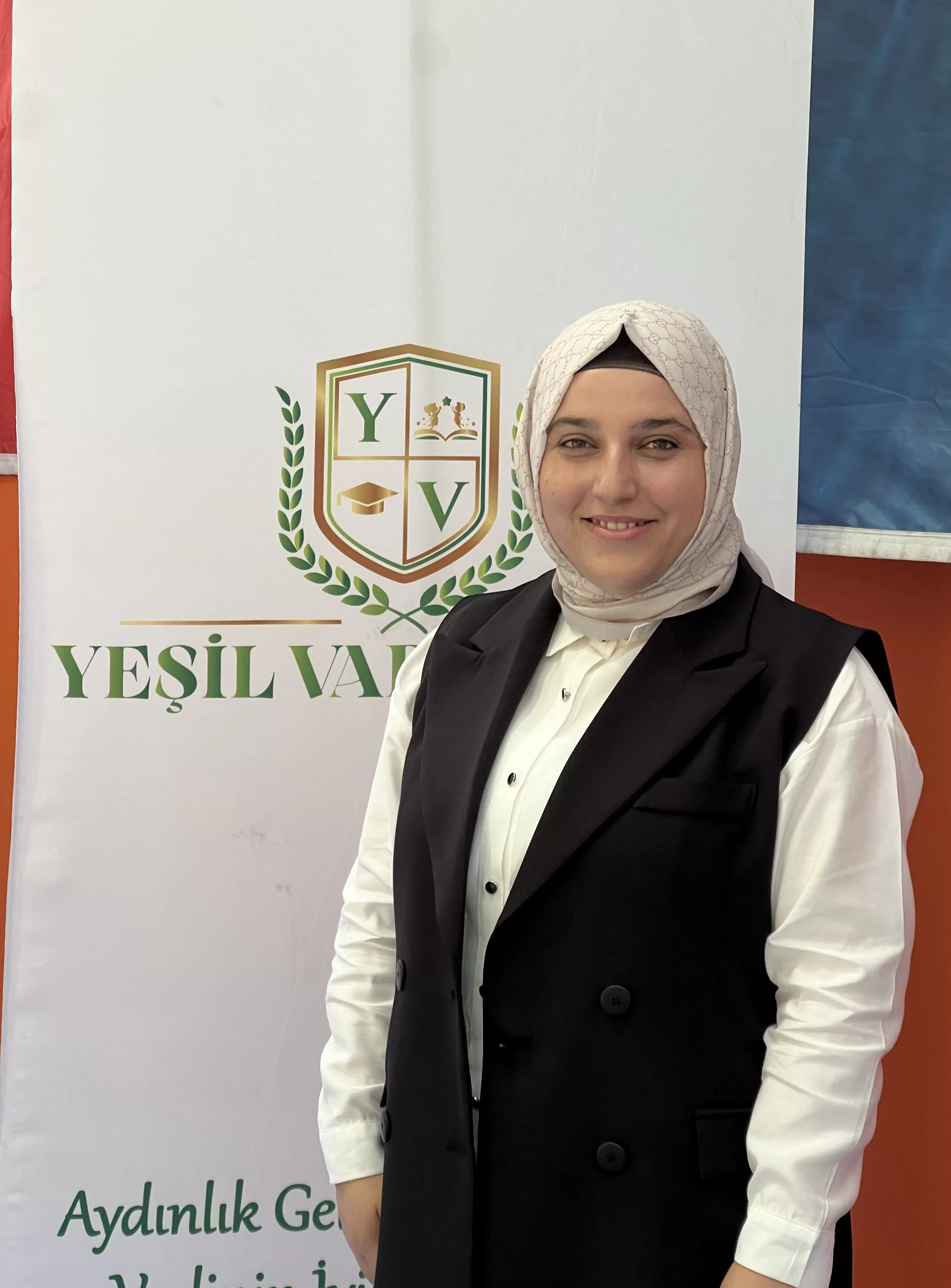 Öğretmen Cansu Zehra Aktaş