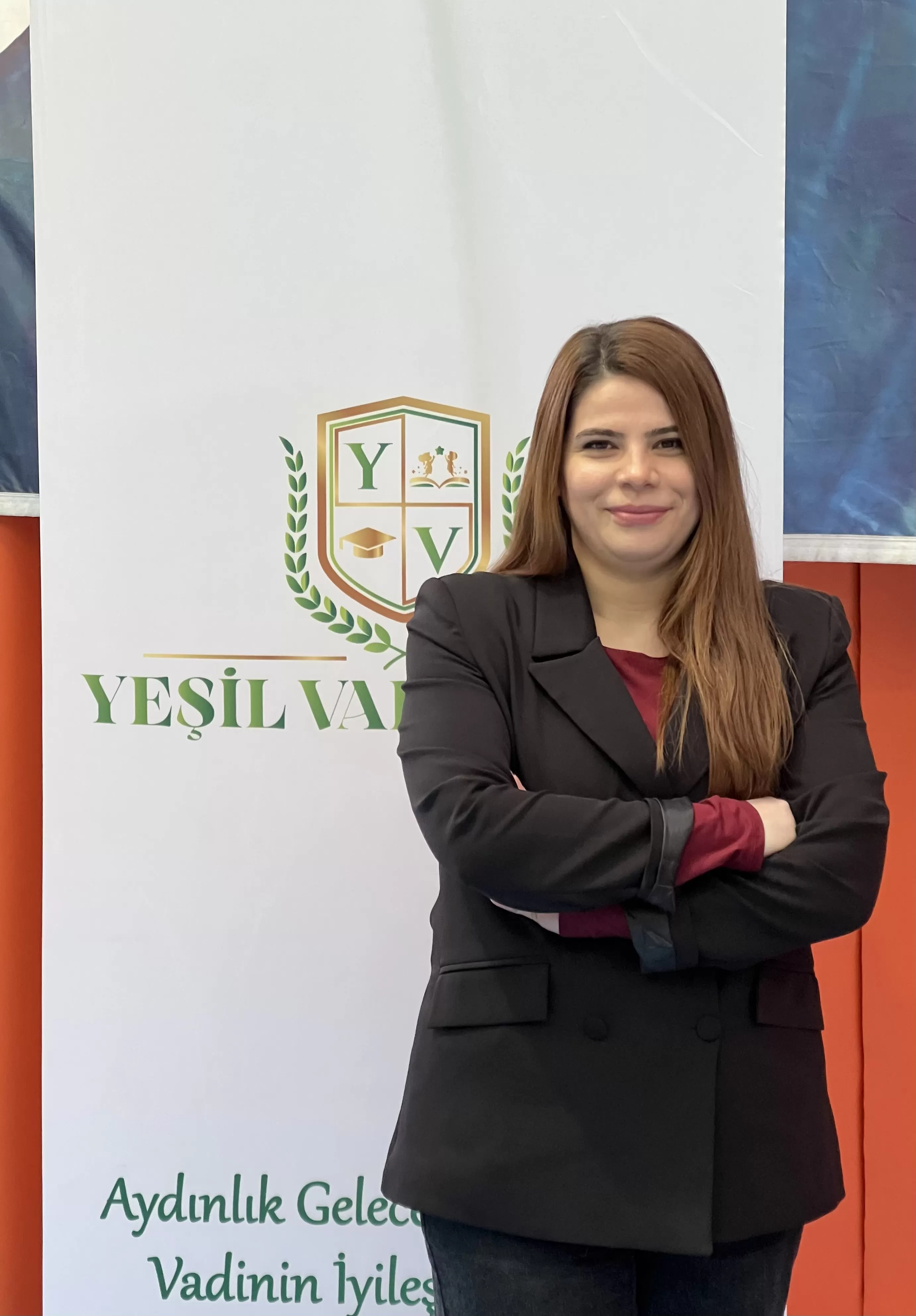 Öğretmen Rüya Özer