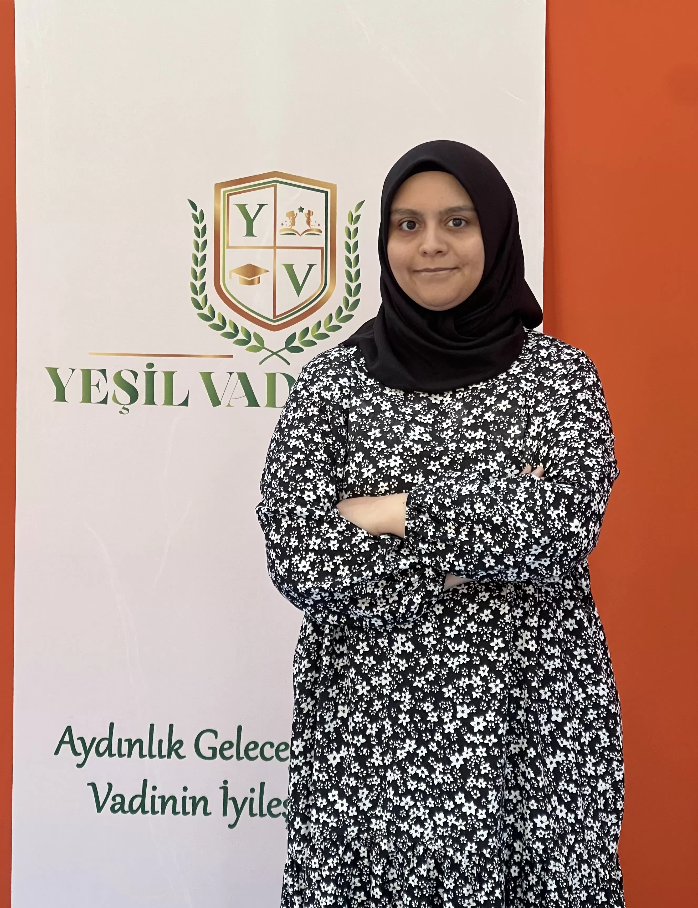 Öğretmen Zehra Nur DERE